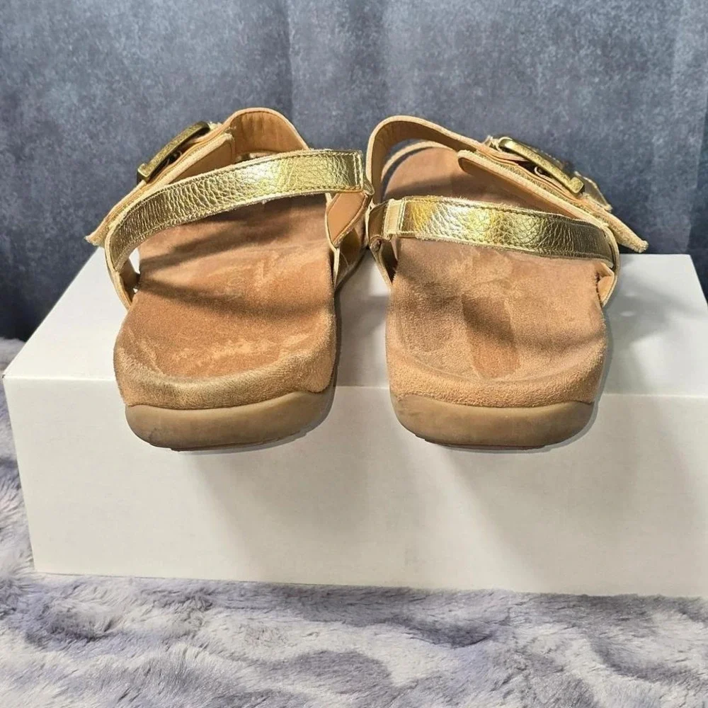 Vionic reese slingback